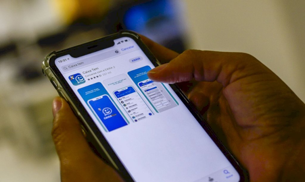 Nascidos em julho recebem R$ 1,2 bilhões do auxílio emergencial nesta terça-feira