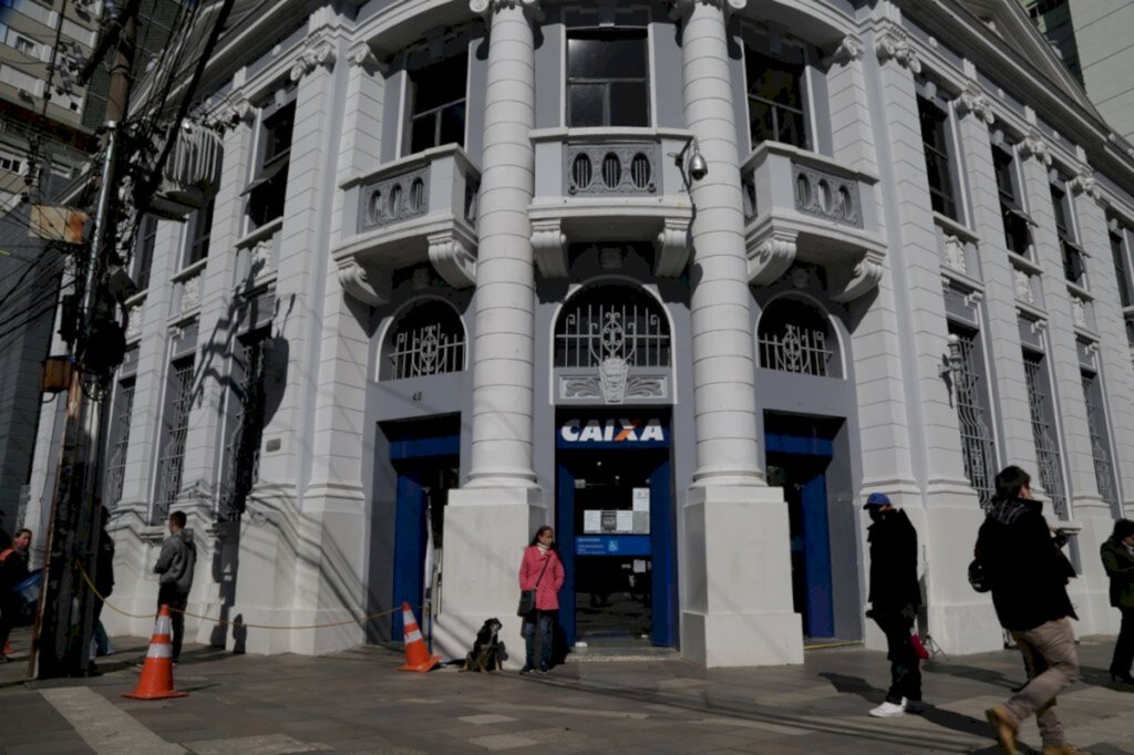 Caixa credita auxílio emergencial para nascidos em julho nesta quarta