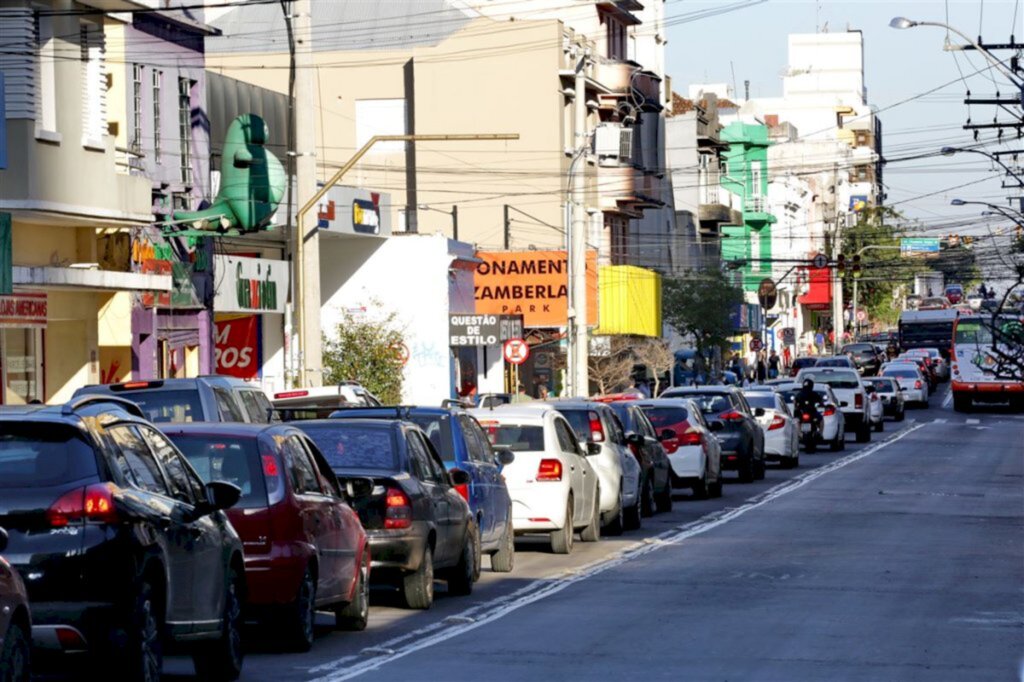 Obras da Riachuelo causam bloqueios em dois pontos nesta sexta e sábado
