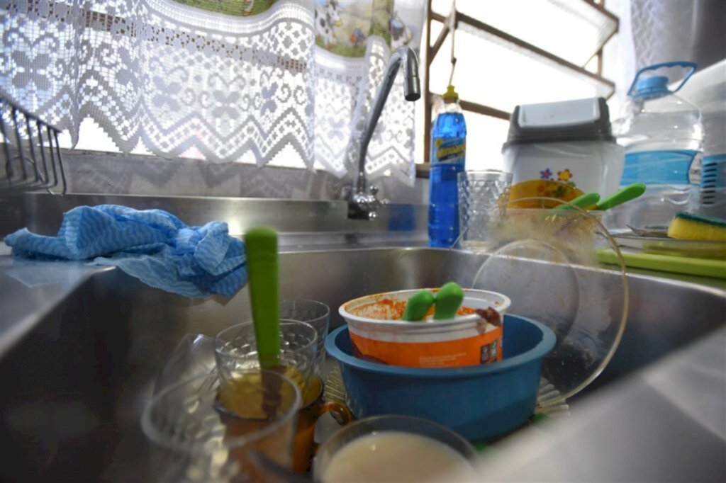 Cerca de 2 mil residências ficam sem água nesta quarta-feira