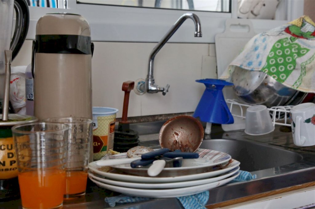 Nove localidades ficam sem água ao longo desta terça-feira