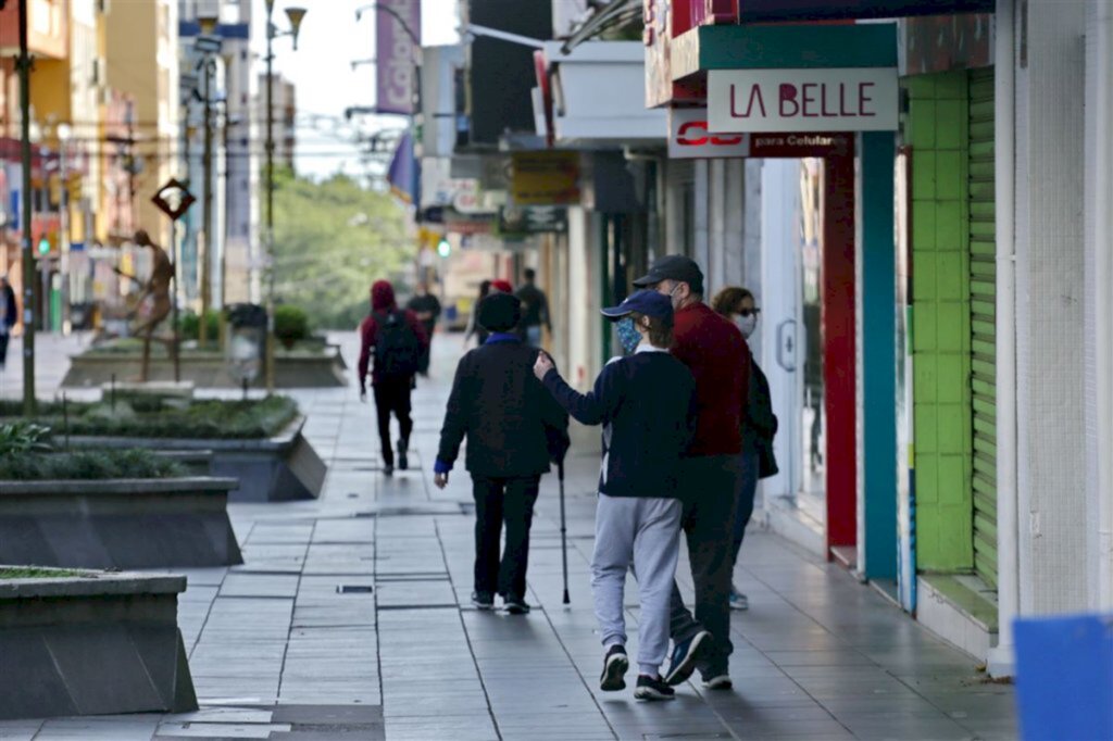 VÍDEO: Região de Santa Maria está em alerta para chuva forte e temporal