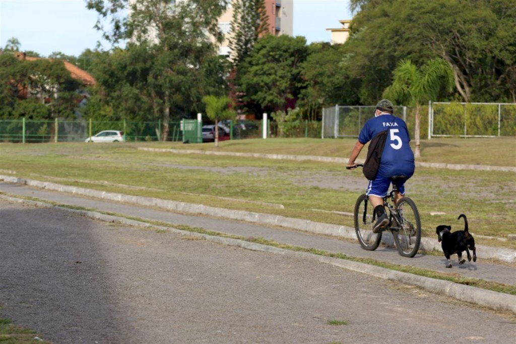 Dia das Mães teve ruas e áreas de lazer com pouca circulação de pessoas em Santa Maria
