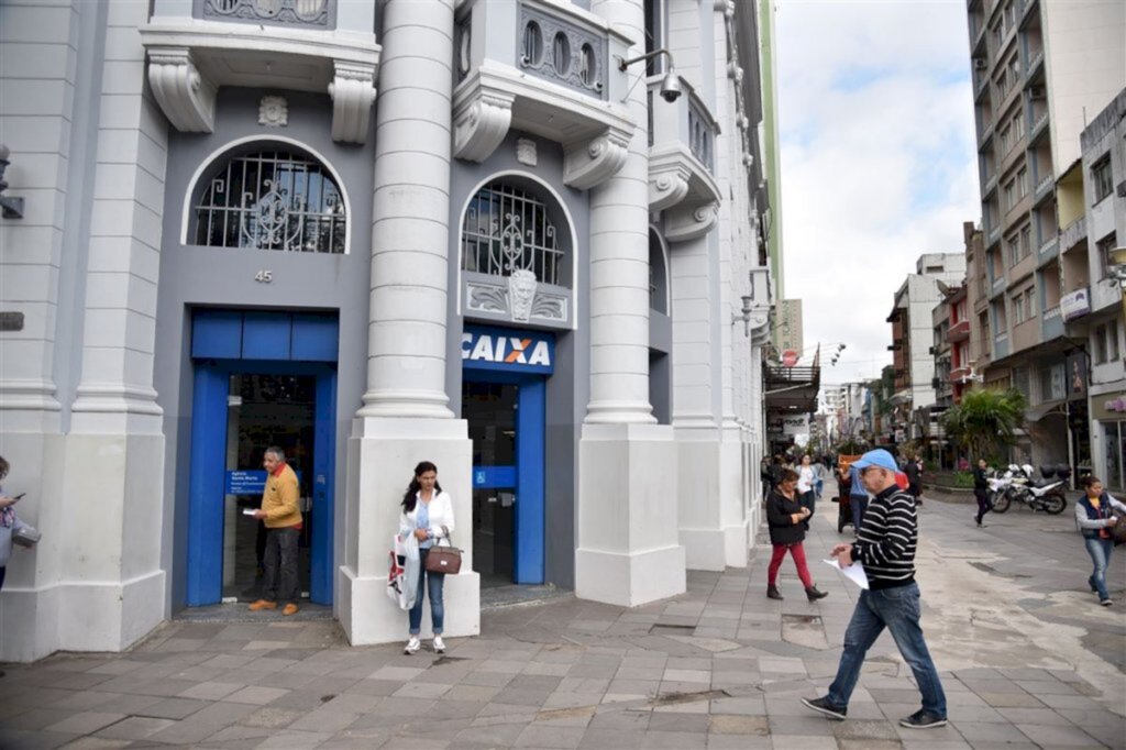 Agências bancárias abrem a partir das 12h nesta quarta-feira