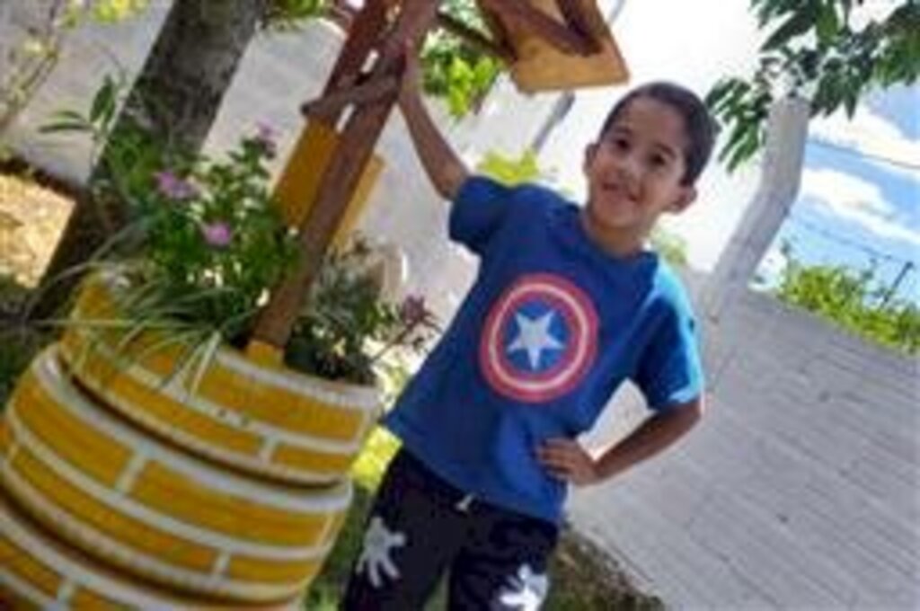 Taís Graciano (Arquivo Pessoal) - Samuel tem dificuldades para respirar sem o aparelho furtado