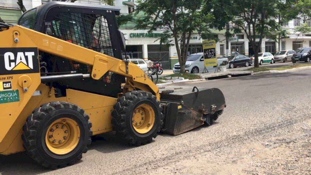 VÍDEO: Avenida Presidente Vargas tem trecho em meia pista para recuperação