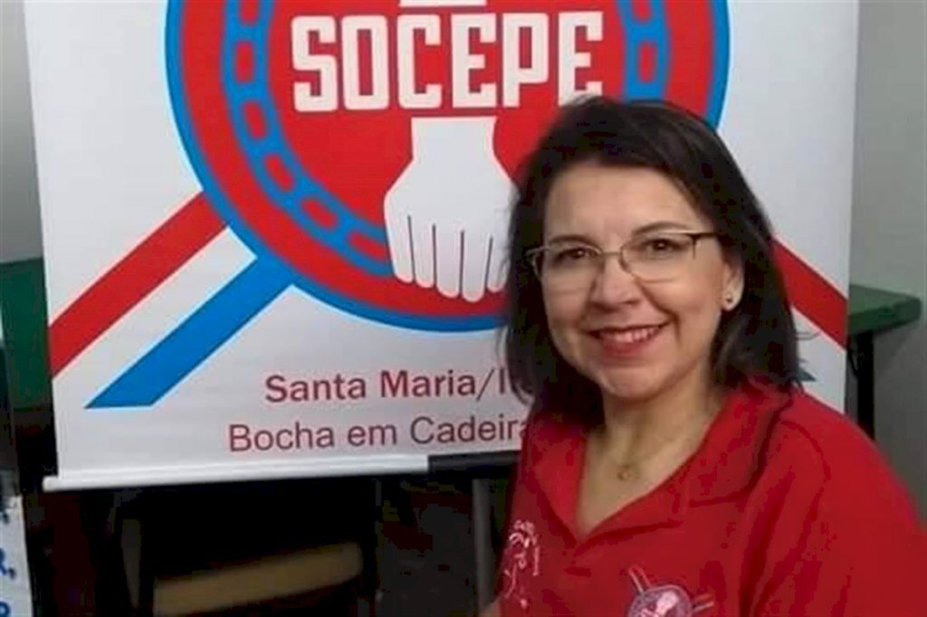 Santa-mariense conta sobre dificuldades de acessibilidade, vida e amor