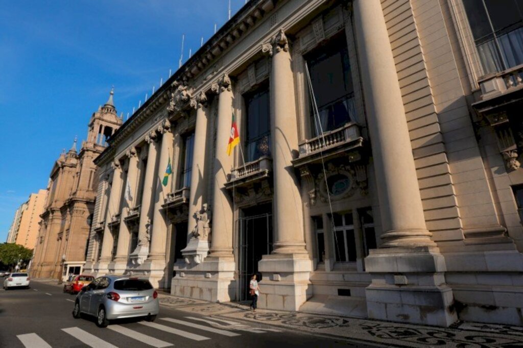 Servidores estaduais recebem parcela da folha de novembro