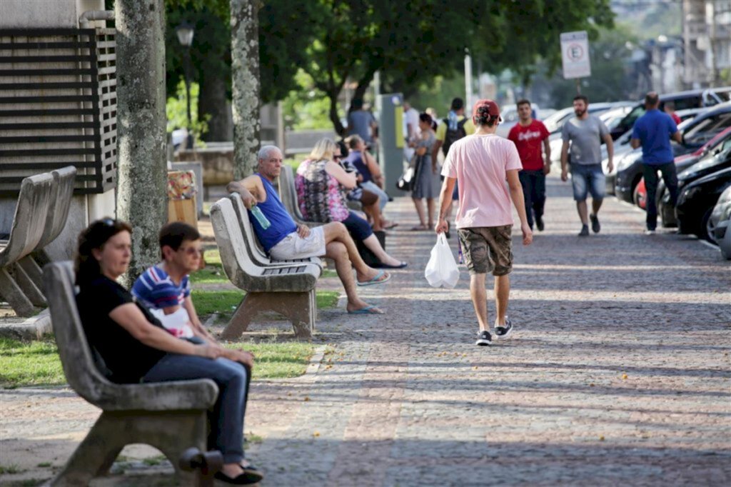Temperaturas chegam próximo de 40ºC nesta quarta na Região Central