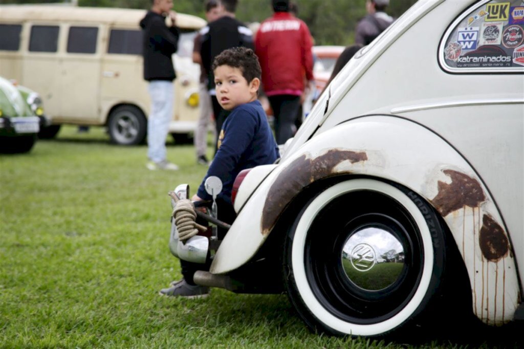FOTOS: encontro reúne 220 fuscas em Santa Maria