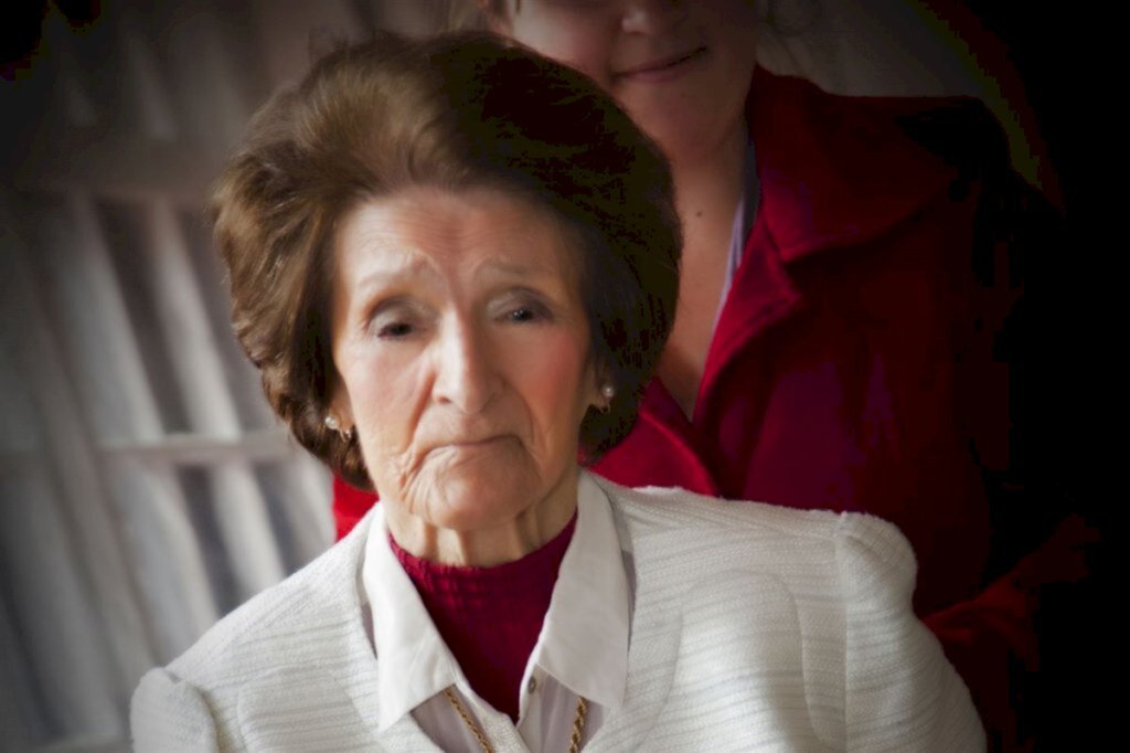 Aos 101 anos, morre a professora Maria Zulmira Mariano da Rocha