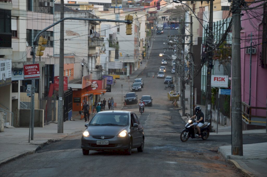 Trânsito na Riachuelo será liberado nesta semana