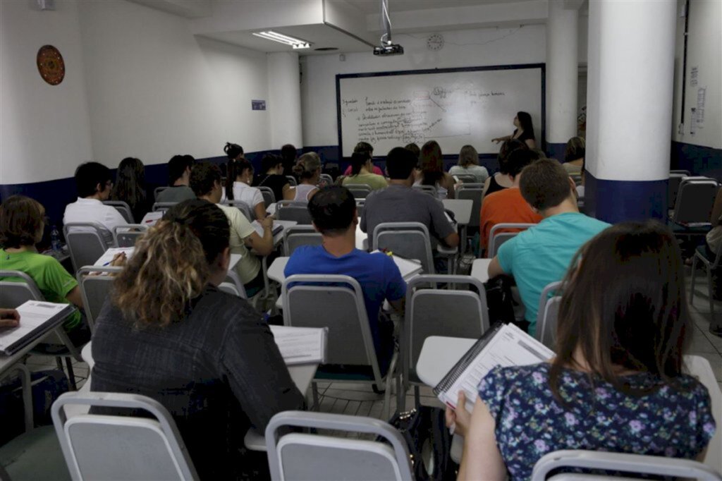 16 concursos públicos estão com inscrições abertas no Estado