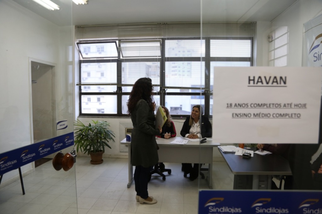 Entrega de currículos para Havan segue nesta terça-feira