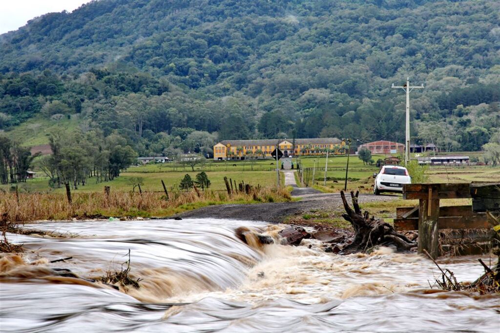 14 áreas vão receber investimento de R$ 48 milhões no combate a alagamentos