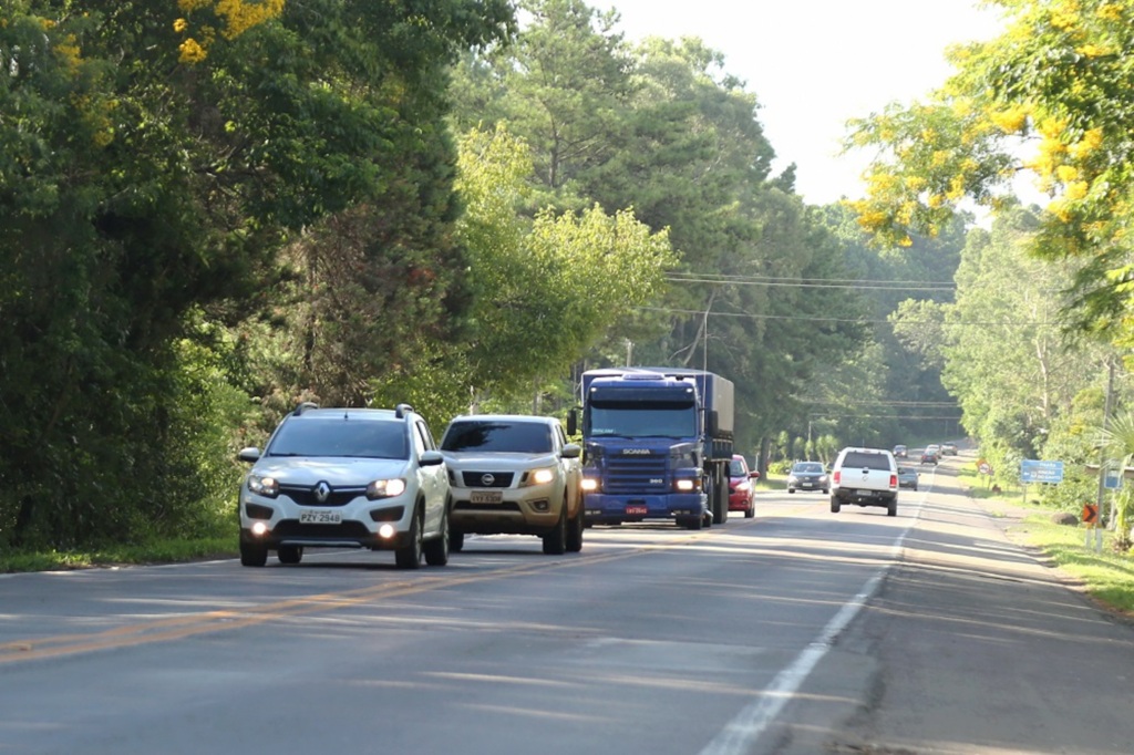 Obras deixam trânsito lento na BR-158 durante esta semana