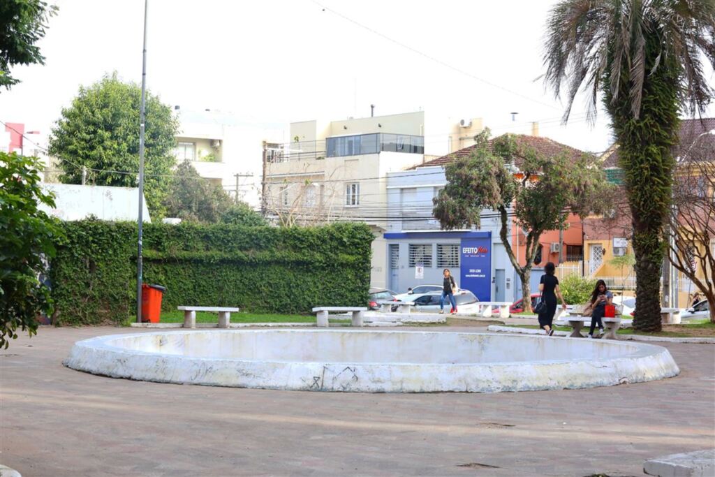 título imagem Prefeitura aposta em parceria para viabilizar melhorias em praças e parques