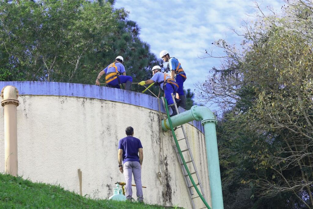 Nesta semana, três regiões ficarão sem água para manutenção da Corsan