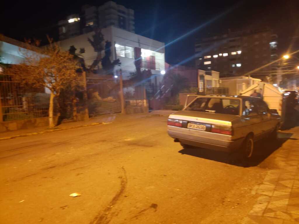 Duas pessoas ficam feridas em acidente na área central de Santa Maria