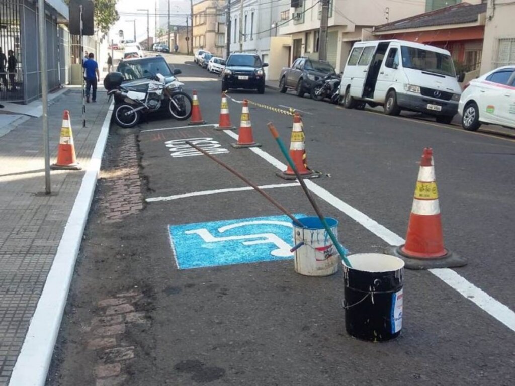Operação tapa-buracos passa por seis ruas da cidade nesta quarta-feira