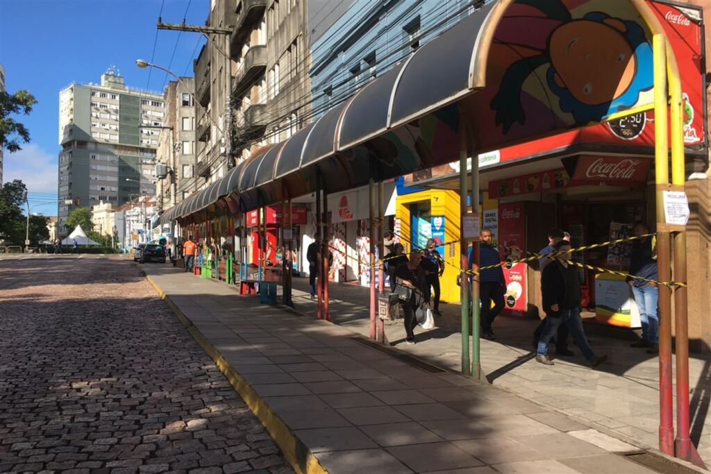 Liberado trânsito na Avenida Rio Branco