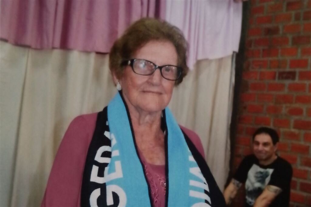 Vó Rosa relembra trajetória de 100 anos de vida