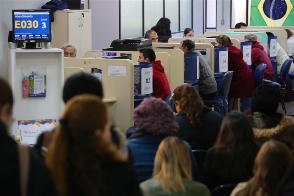 58 vagas de emprego para quinta-feira em Santa Maria