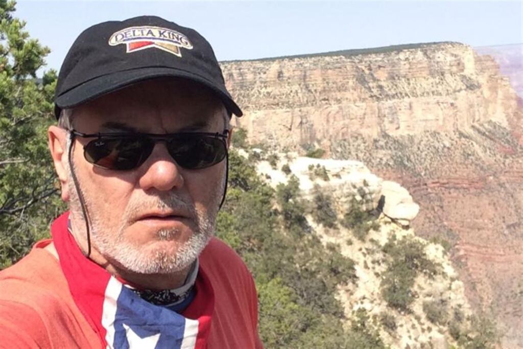 Cirurgião plástico fala sobre a vida e paixão por motos