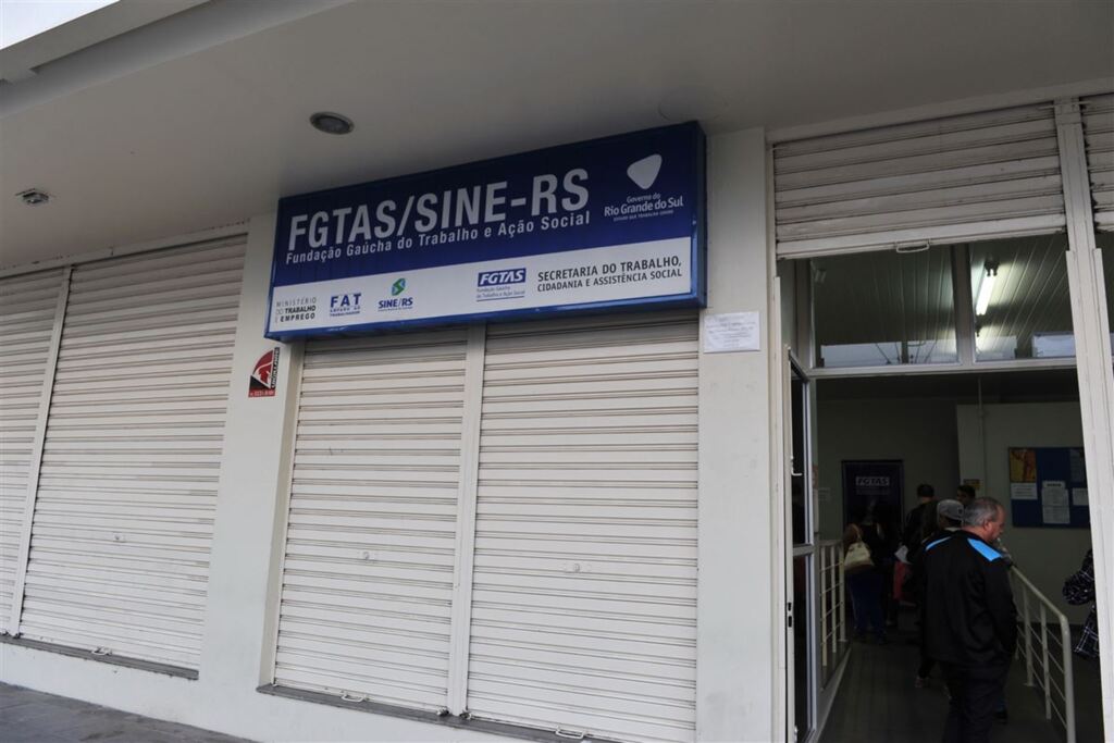 70 vagas de emprego para quinta-feira em Santa Maria