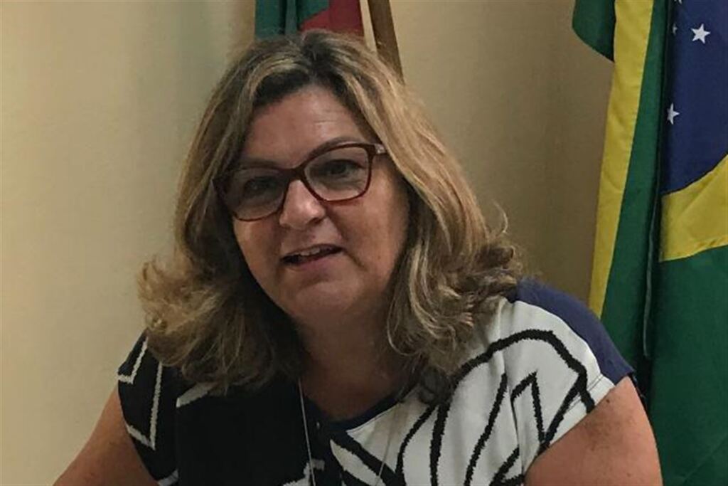 Diretora de escola pública fala sobre os desafios do dia a dia