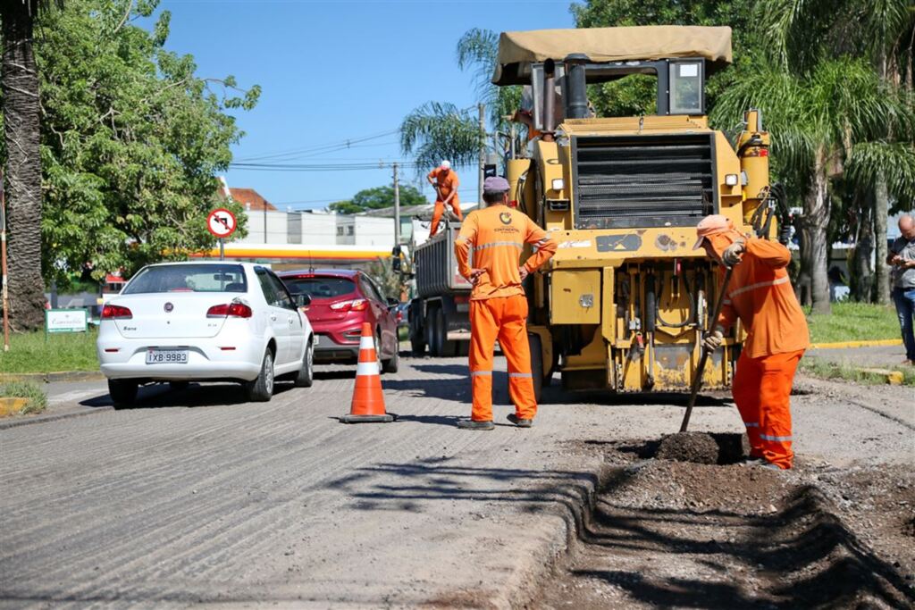 Bloqueios nas ruas do Centro continuam nesta quarta-feira