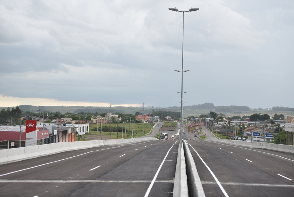 Trânsito no viaduto da BR-158 deve ser liberado até esta sexta-feira em Santa Maria