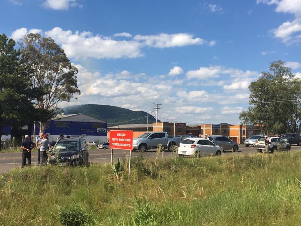 Dois acidentes deixam trânsito lento nesta  segunda em Santa Maria