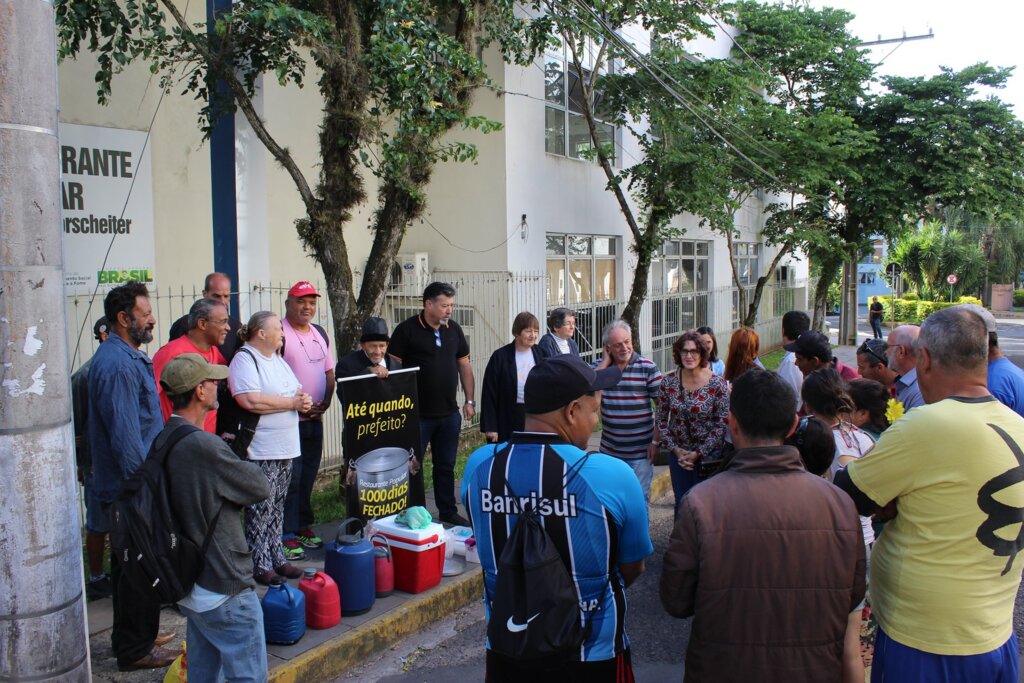 Café da manhã solidário marca 1 mil dias do fechamento do Restaurante Popular
