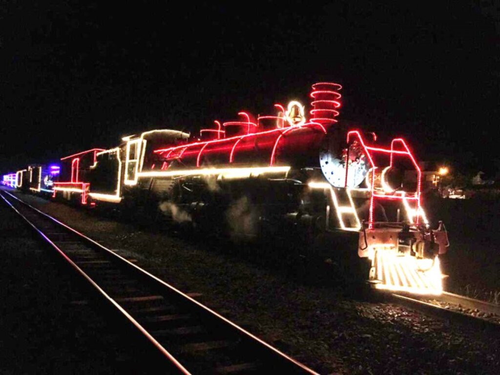 Maria Fumaça de Natal chega a Santa Maria neste sábado
