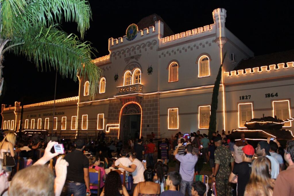 Ruas centrais serão fechadas para acendimento de luzes de Natal em Santa Maria