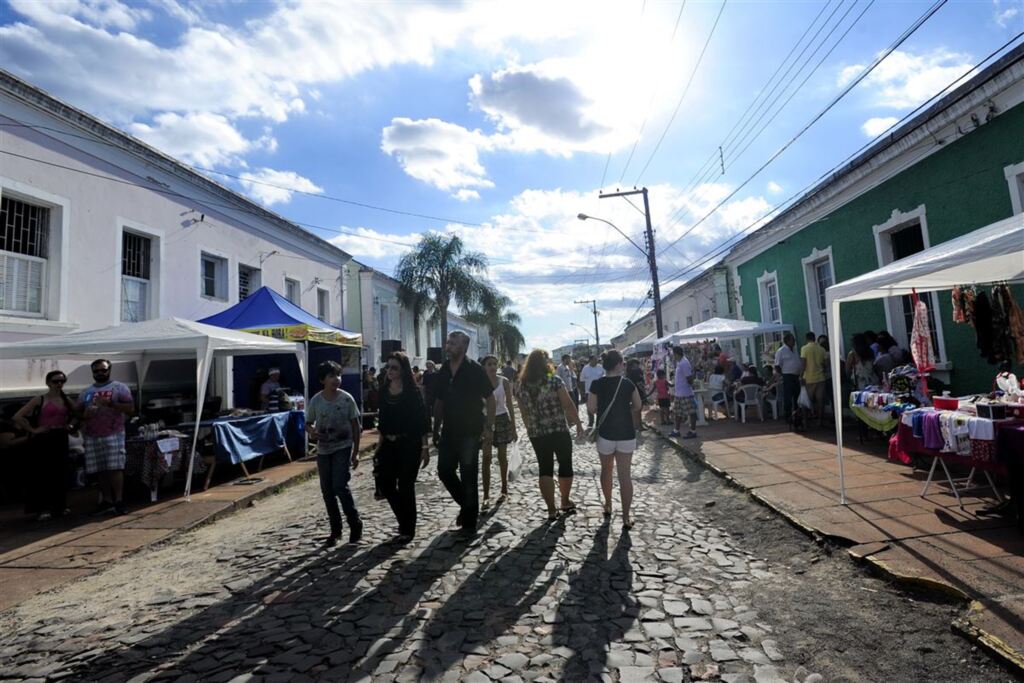 Brique da Vila Belga será noturno neste domingo