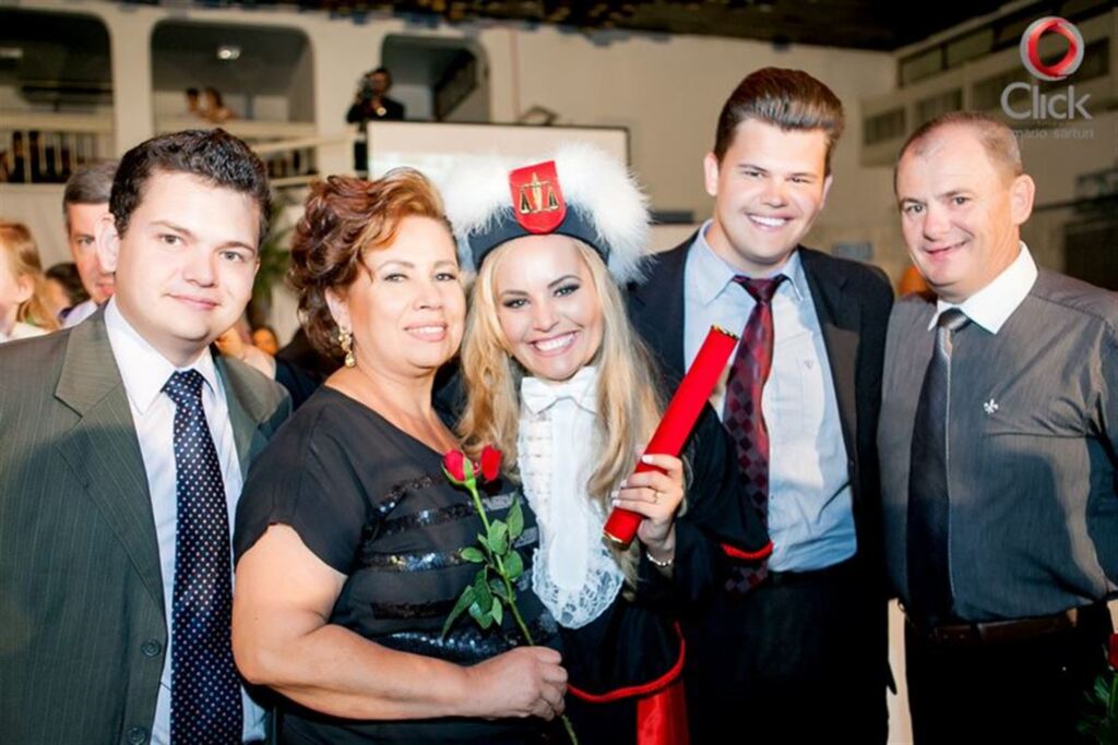 Proprietário de restaurante conta os desafios e as realizações de cozinhar e trabalhar em família