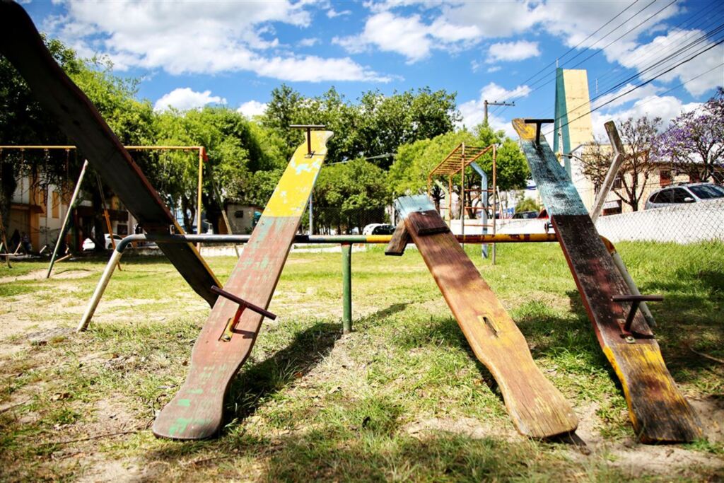 Prefeitura não tem planos de comprar novos brinquedos para pracinhas de Santa Maria
