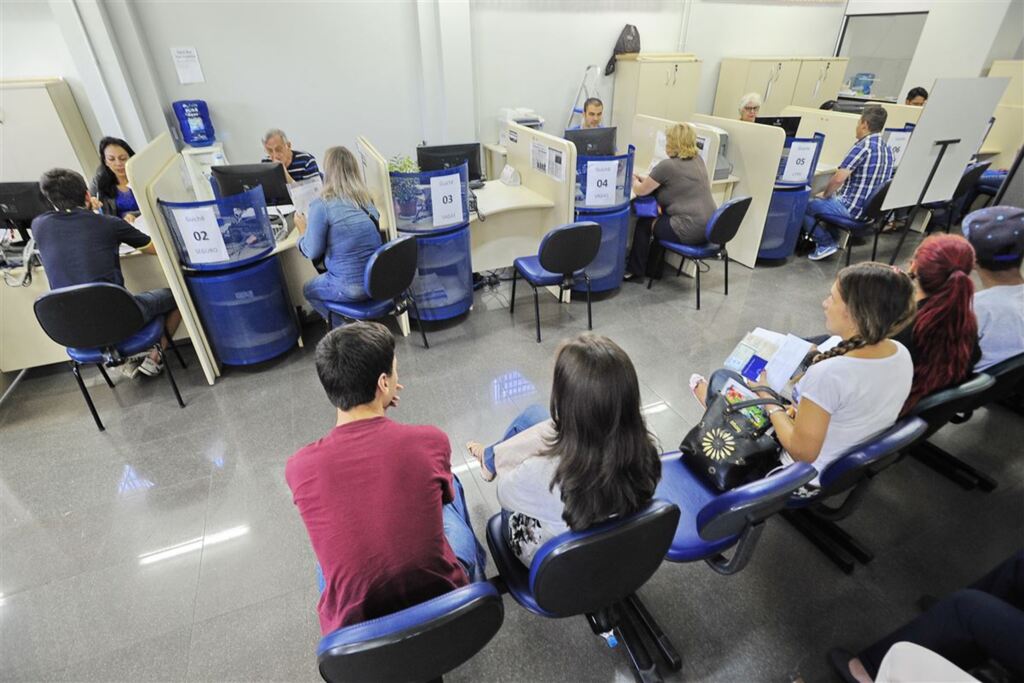 185 vagas de empregos e estágios para quarta-feira em Santa Maria