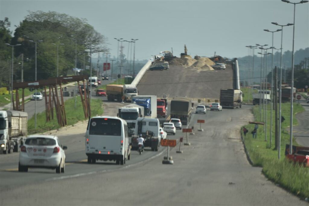 60% concluída, obra da Travessia Urbana deveria ter ficado pronta em 2017