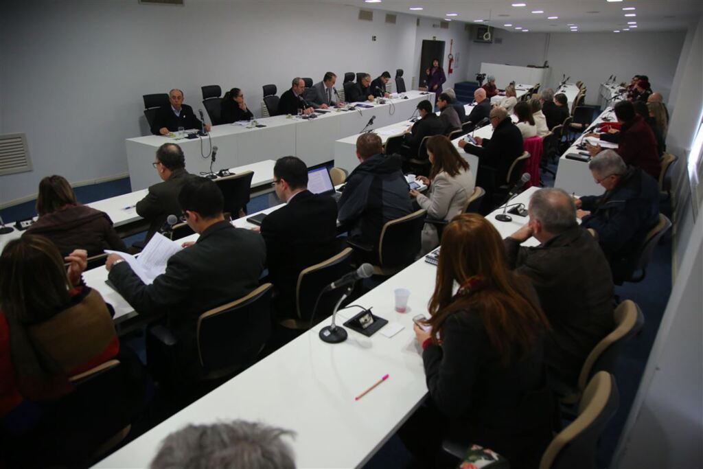 UFSM discute proibição da venda e distribuição de bebidas alcoólicas nos campi