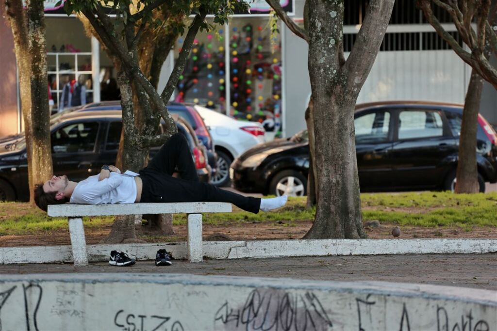 Semana começa com sol e deve terminar chuvosa em Santa Maria