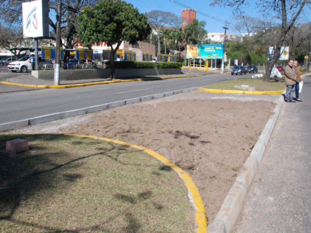 Retornos da Avenida Medianeira são fechados de forma definitiva