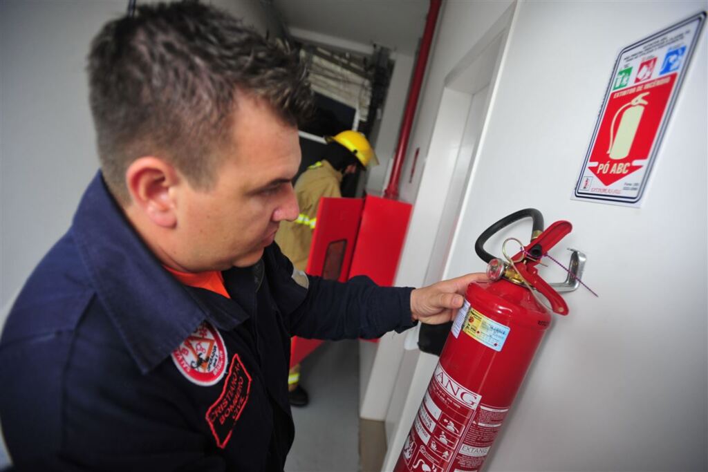 Bombeiros discutem a criação de um estatuto para a classe