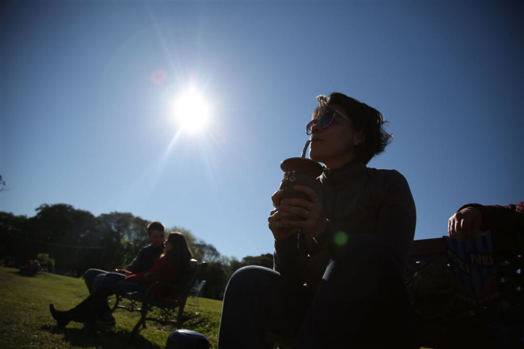 Primeiro Domingo no Parque foi de mateada e brincadeiras em Santa Maria