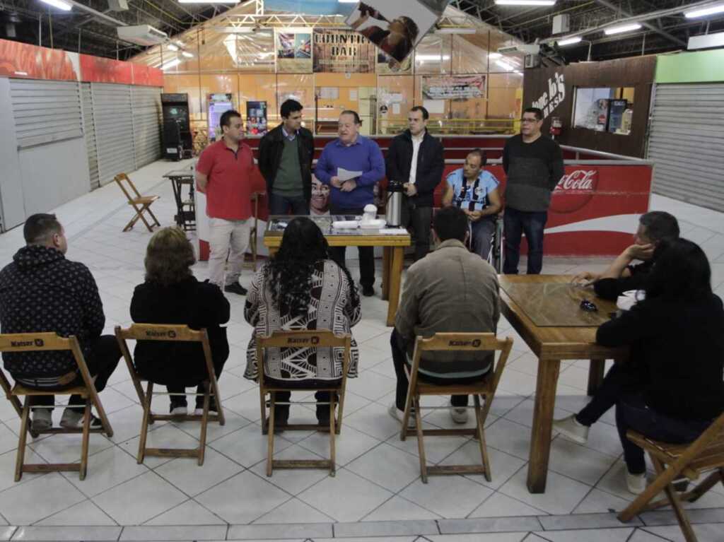 Prefeitura sorteia duas bancas no Shopping Popular Independência