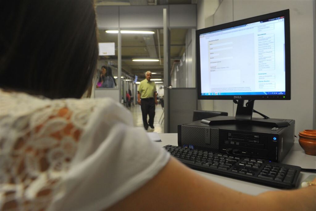 Ouvidoria da prefeitura é mais um canal para resolver problemas com a Corsan