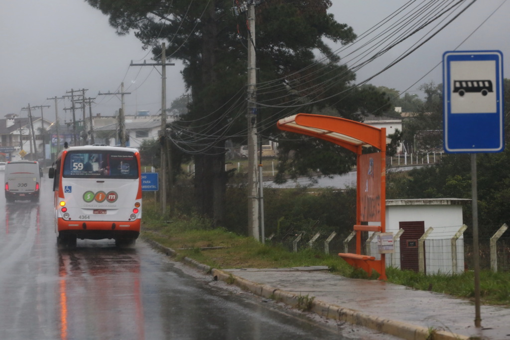 Não há prazo para revitalizar as paradas de ônibus da cidade