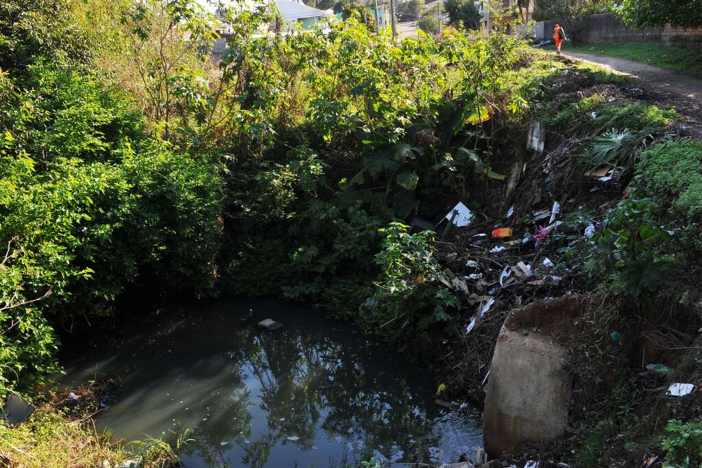 Contrato com Corsan traz avanço, mas será preciso fiscalização dura